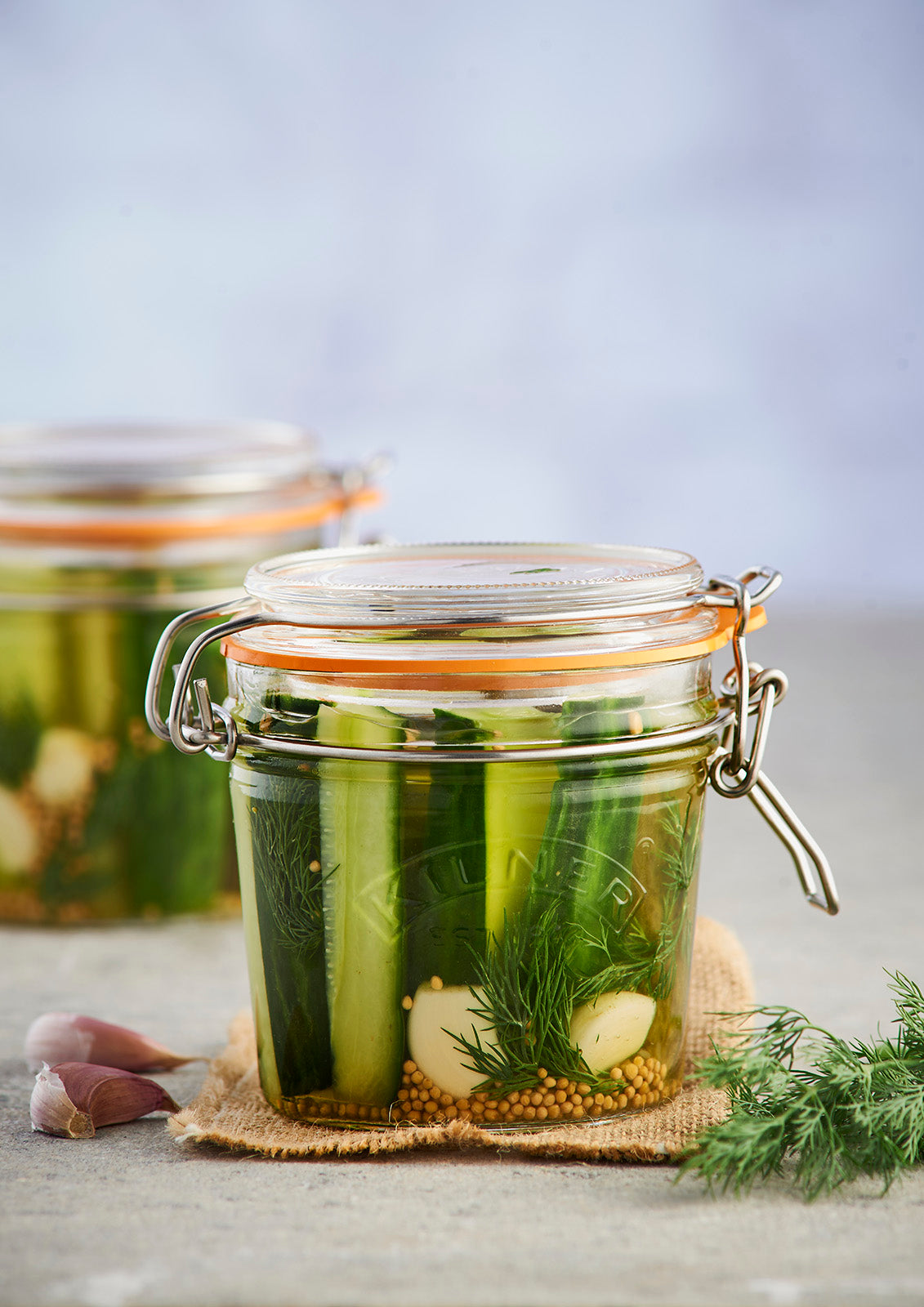 Kilner Round Clip Top Jar for Canning and Food Storage, 34 Ounce