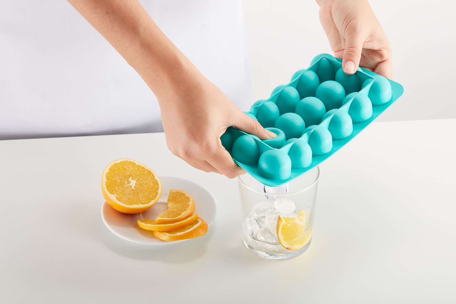 Lekue Industrial Silicone Ice Cube Tray, Blue