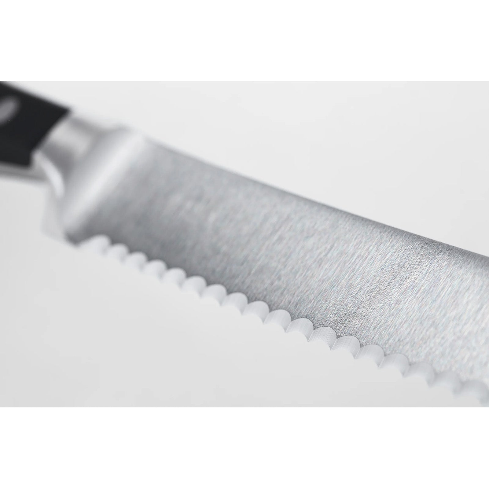 Wusthof Classic 5-Inch Serrated Utility Knife