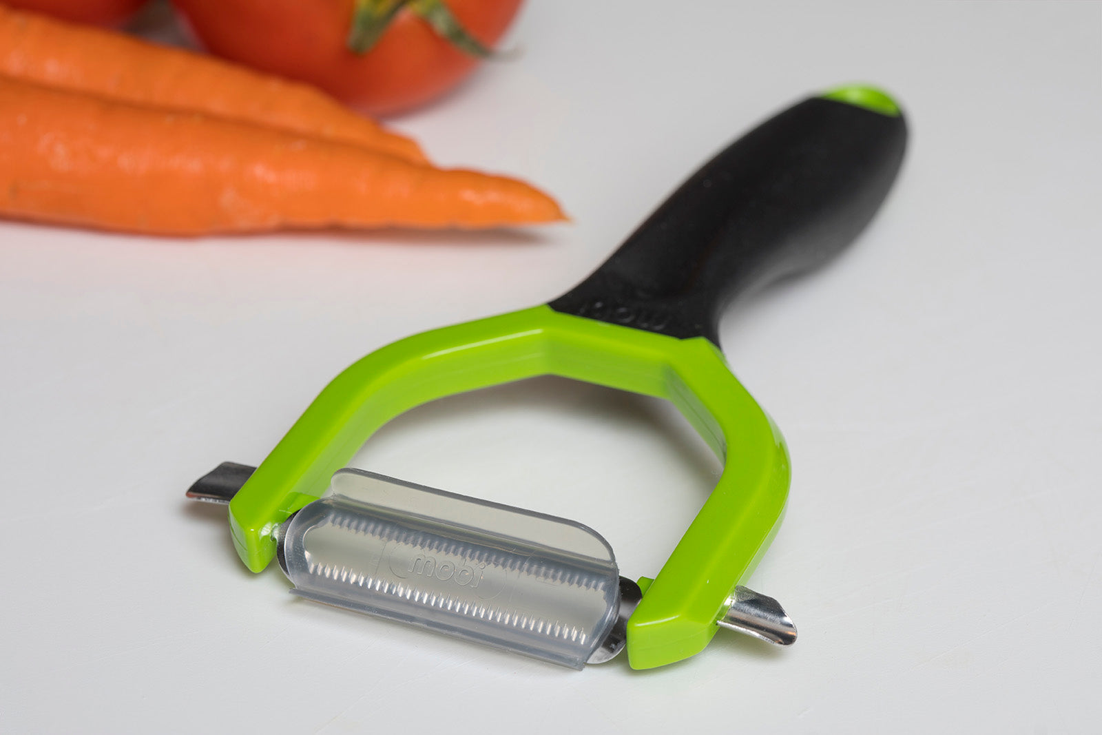Mobi Serrated Y Peeler for Fruits and Vegetables, Green