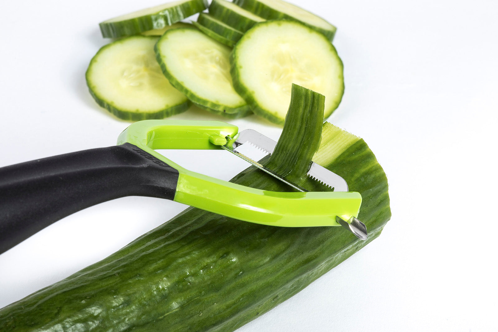 Mobi Serrated Y Peeler for Fruits and Vegetables, Green