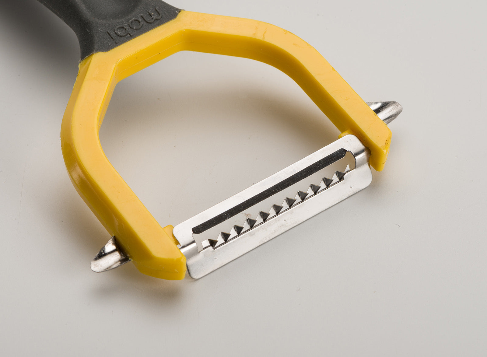 Mobi Julienne Y Peeler for Fruits and Vegetables, Yellow