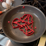Mobi Silicone Barnyard Animals Pancake Cluster Mold with 3 Animals, Red