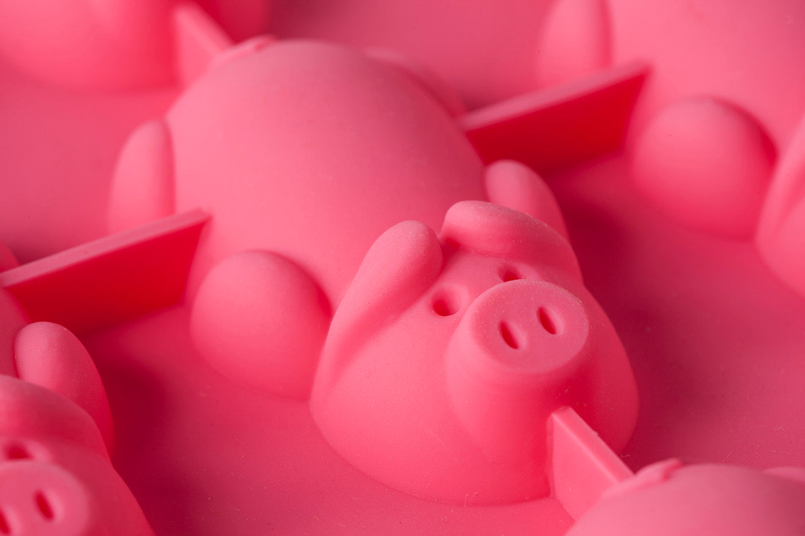 Mobi 12 Pigs in a Blanket Silicone Snack Mold, Little Pigs in Blankets