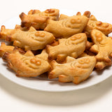 Mobi 12 Shark Bites 2.0 Silicone Snack Mold, Little Pigs in Blankets