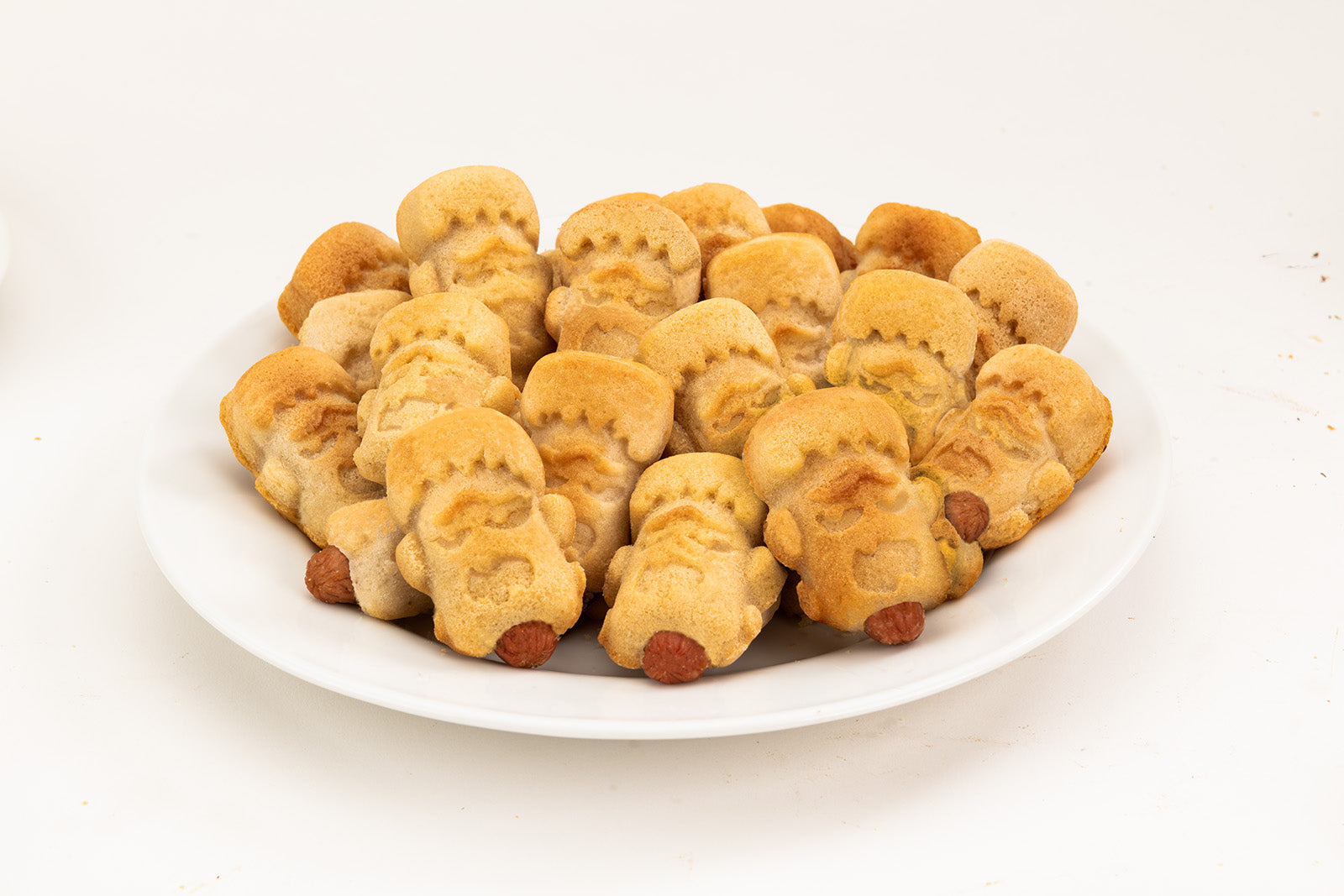 Mobi 12 Pigs in a Blanket Silicone Snack Mold, Franken-wennies