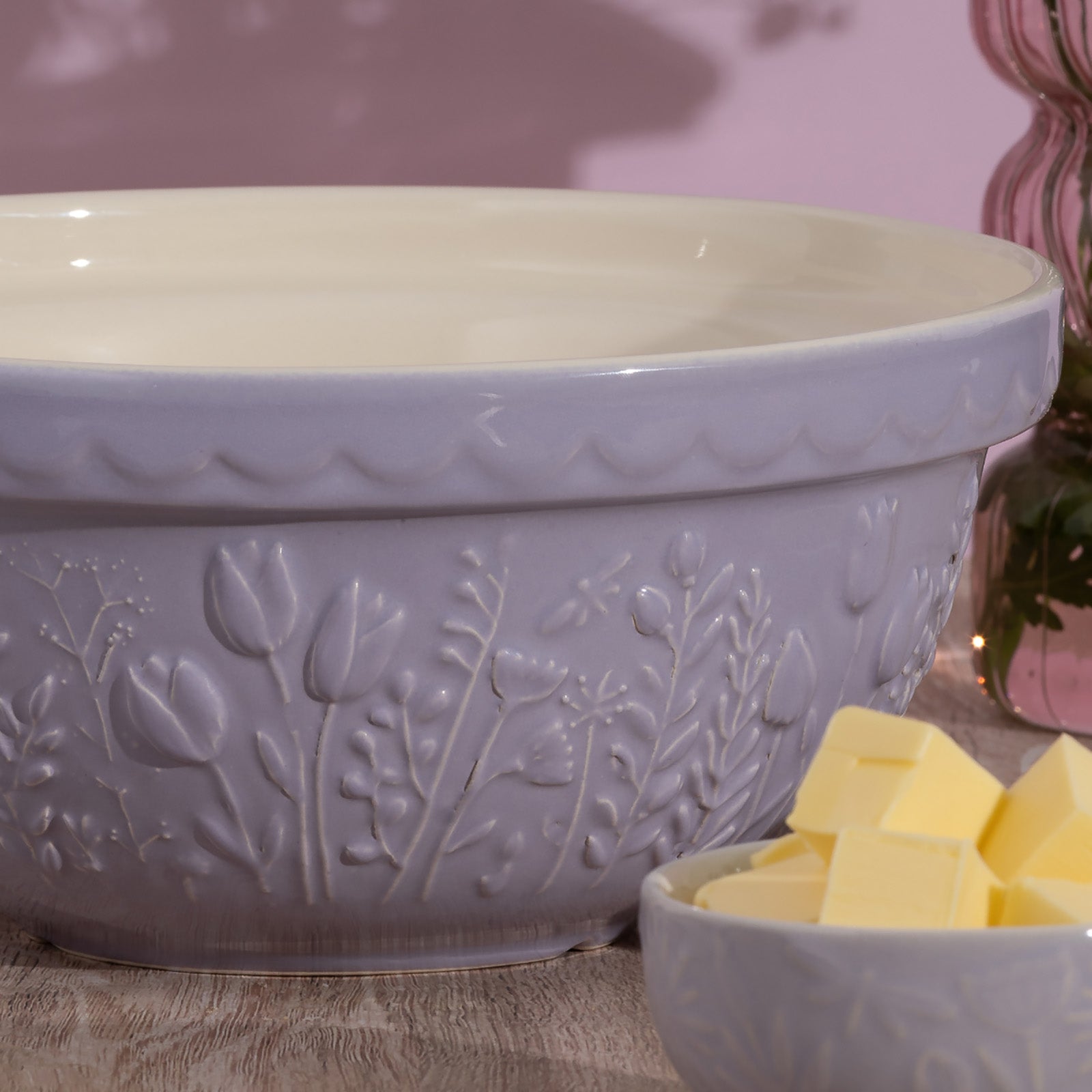 Mason Cash In The Meadow Tulip Size 24 Mixing Bowl, 2.15 Quart