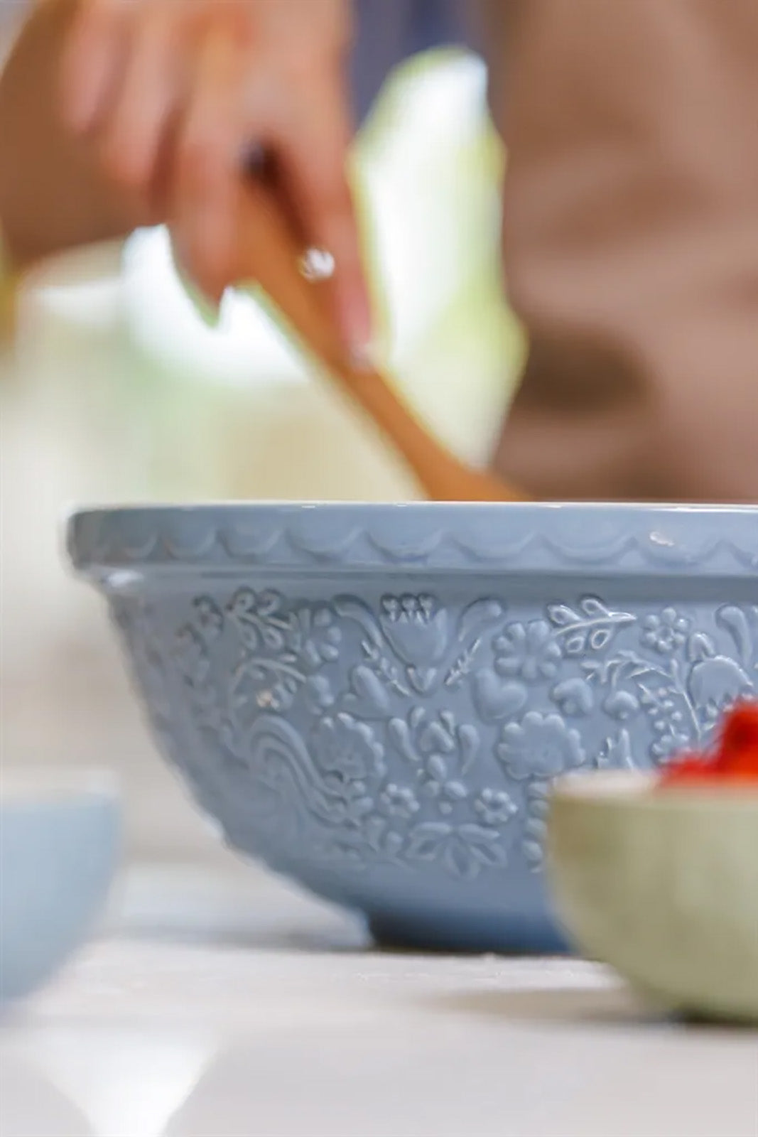 Mason Cash Home to Roost Size 18 Mixing Bowl, 2.85 Quart
