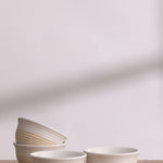 Mason Cash Rustic Charm Batter Bowl, Stoneware Mixing Bowl with Handle & Pour Spout
