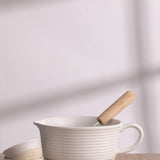 Mason Cash Rustic Charm Batter Bowl, Stoneware Mixing Bowl with Handle & Pour Spout