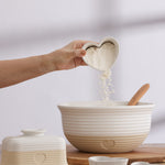 Mason Cash Rustic Charm Measuring Cups, Set of 3 Stoneware Cups (1 Cup to ¼ Cup)
