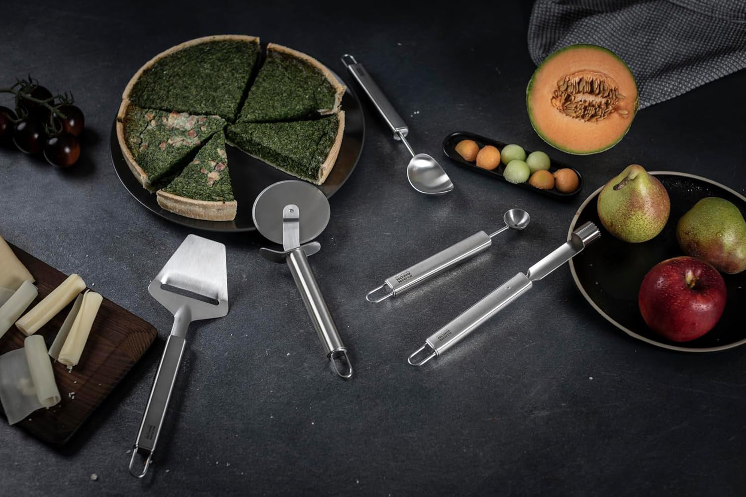 Kuhn Rikon Essential Pizza Cutter with Sharp Stainless Steel Wheel