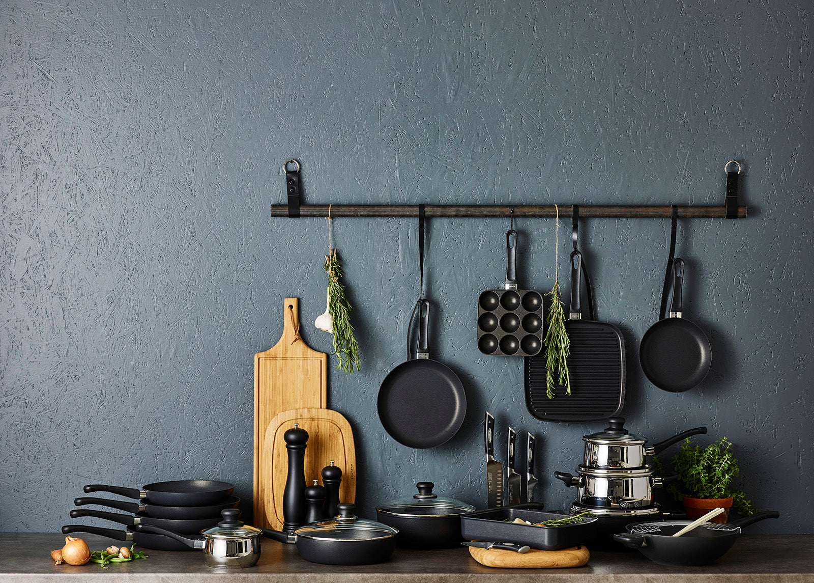 Scanpan Classic 12 Inch Chef Pan W/Lid