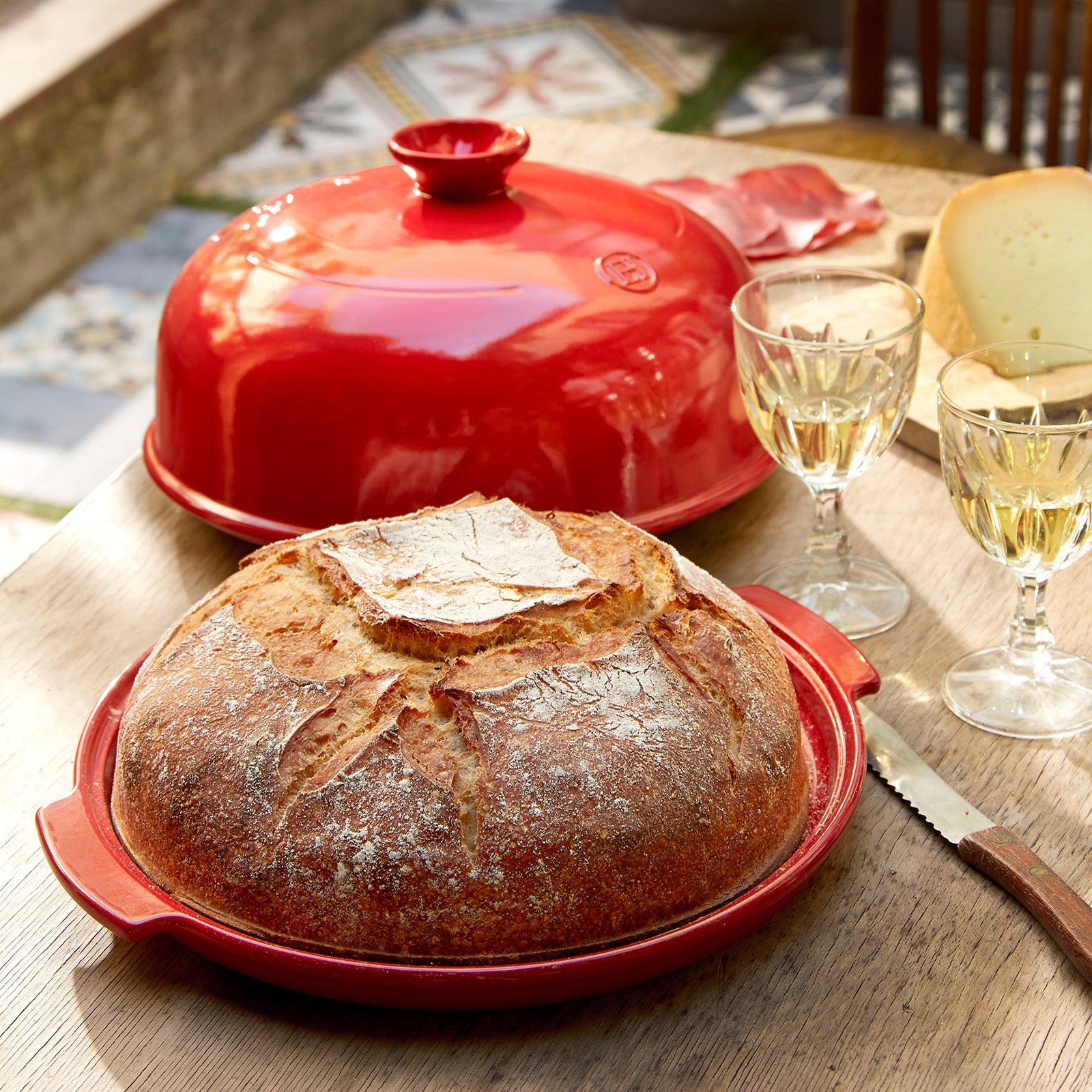 Emile Henry Flame Bread Cloche, Burgundy