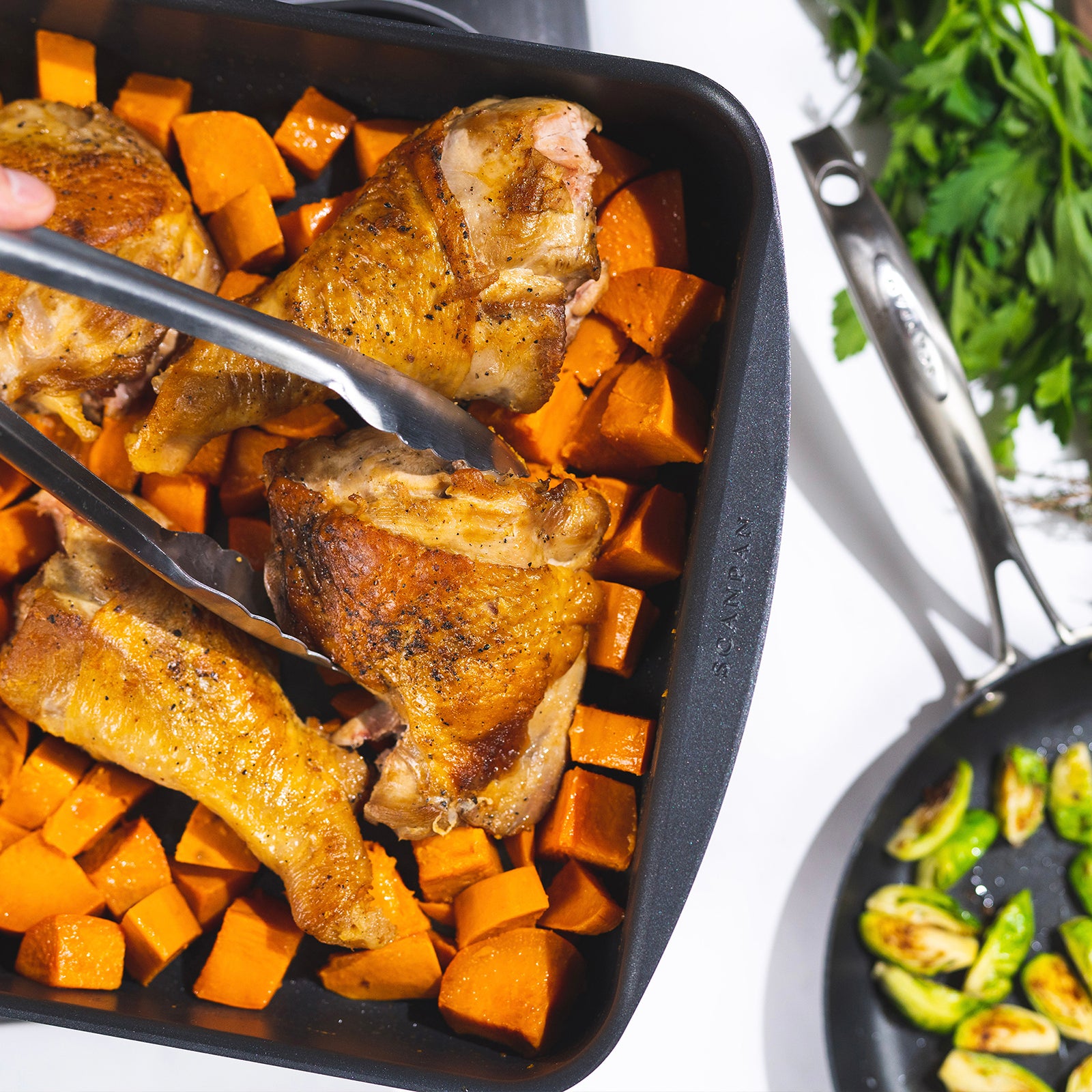 Scanpan Classic 15.25" x 10.5" Roasting Pan, 5.25 Qt.