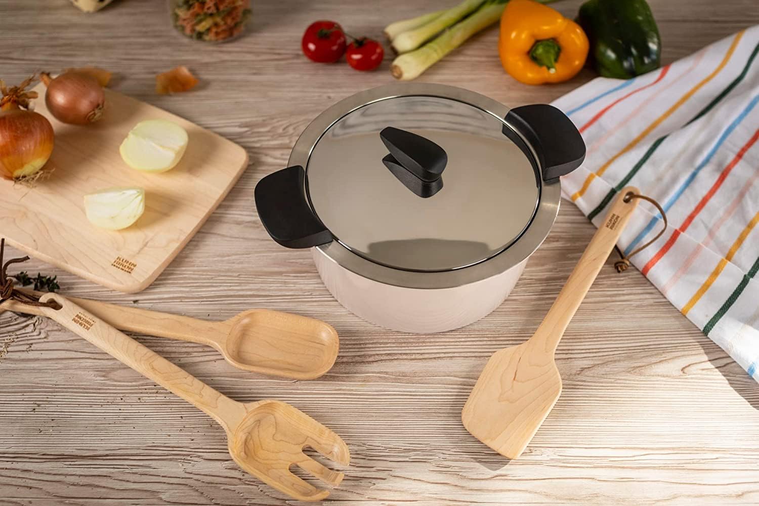 Kuhn Rikon Hotpan Stainless Steel Cooking Pot with Insulated Bowl, 5.3-Quart, Sand