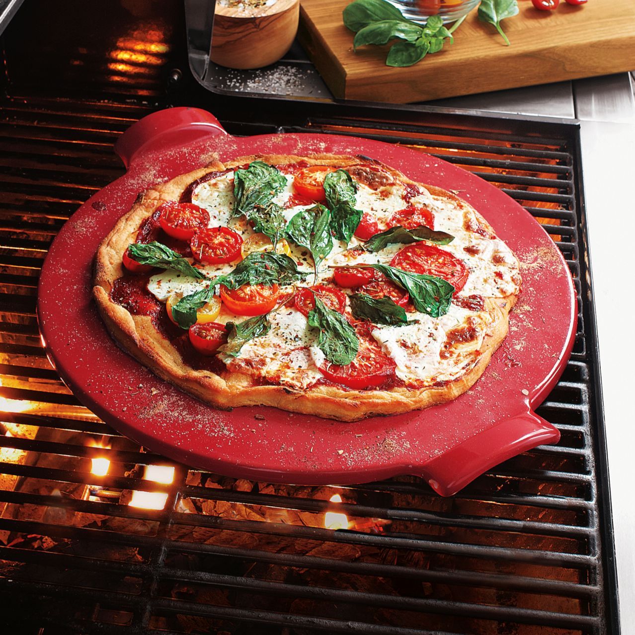 Emile Henry Made In France Flame Individual Pizza Stone, 10 Inch, Figue
