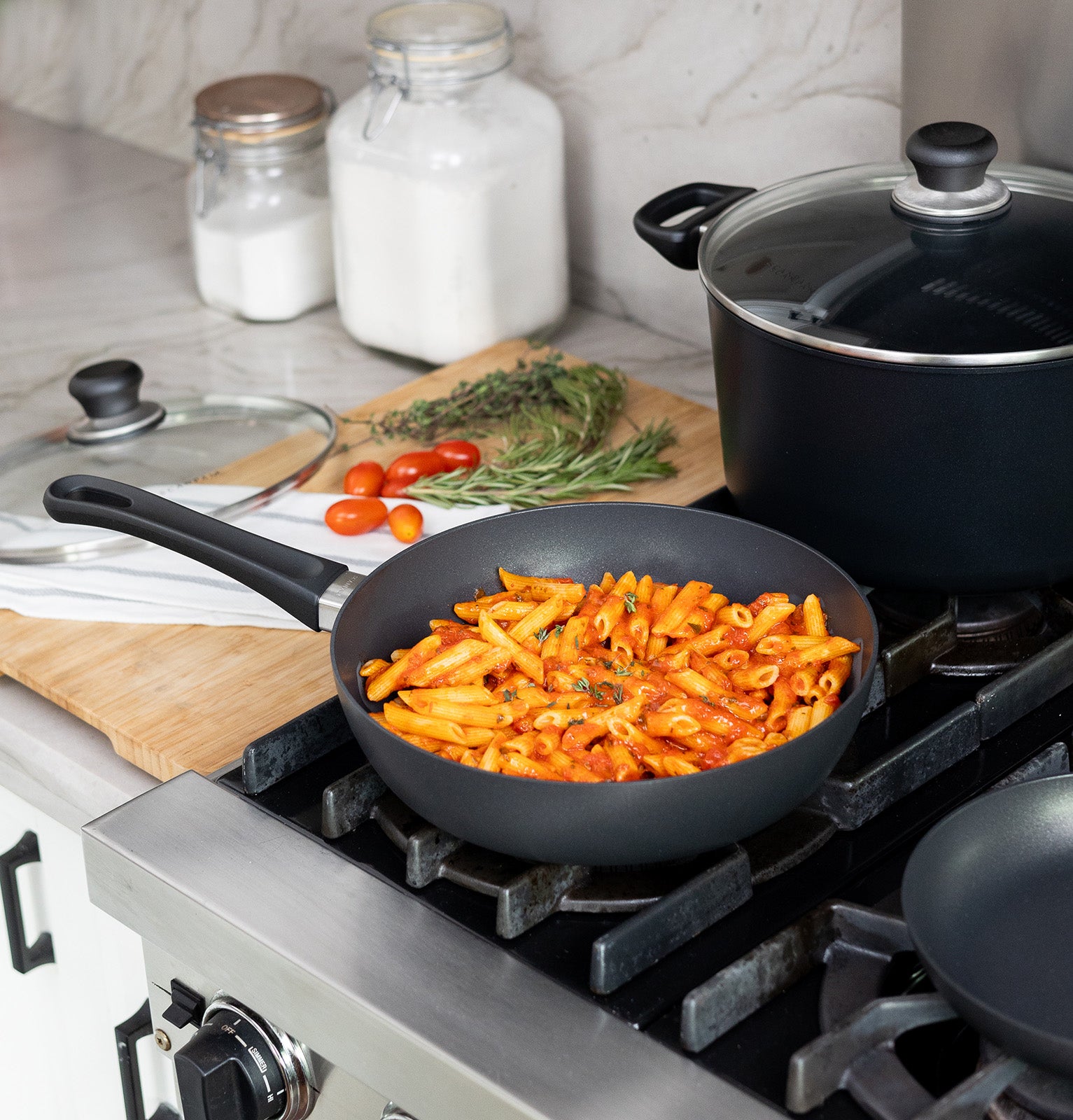 Scanpan Classic 5.25 Quart Dutch Oven W/Lid