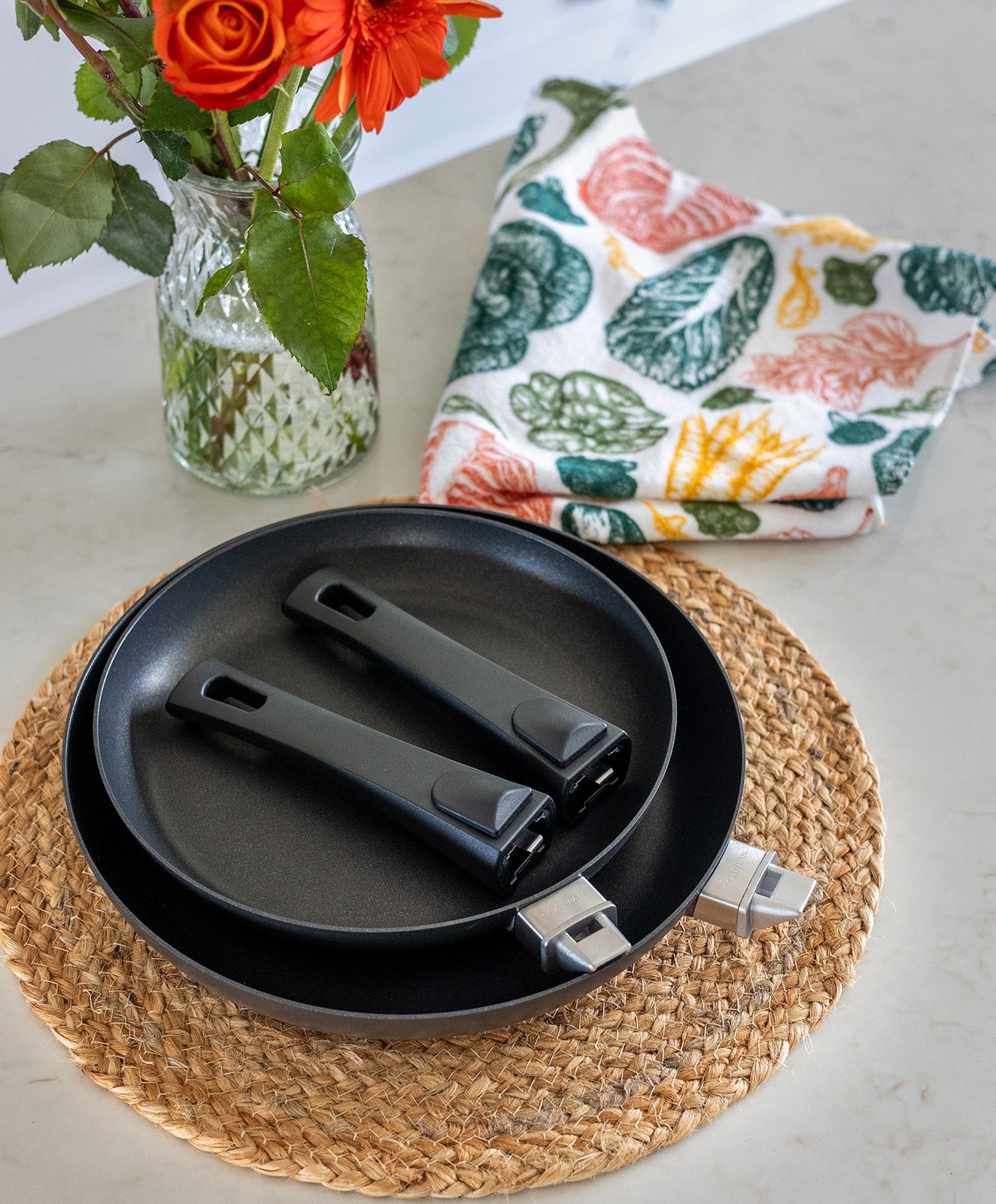 Scanpan Urban 2 Piece Nonstick Fry Pan with Detachable Handle, 9.5" and 11"