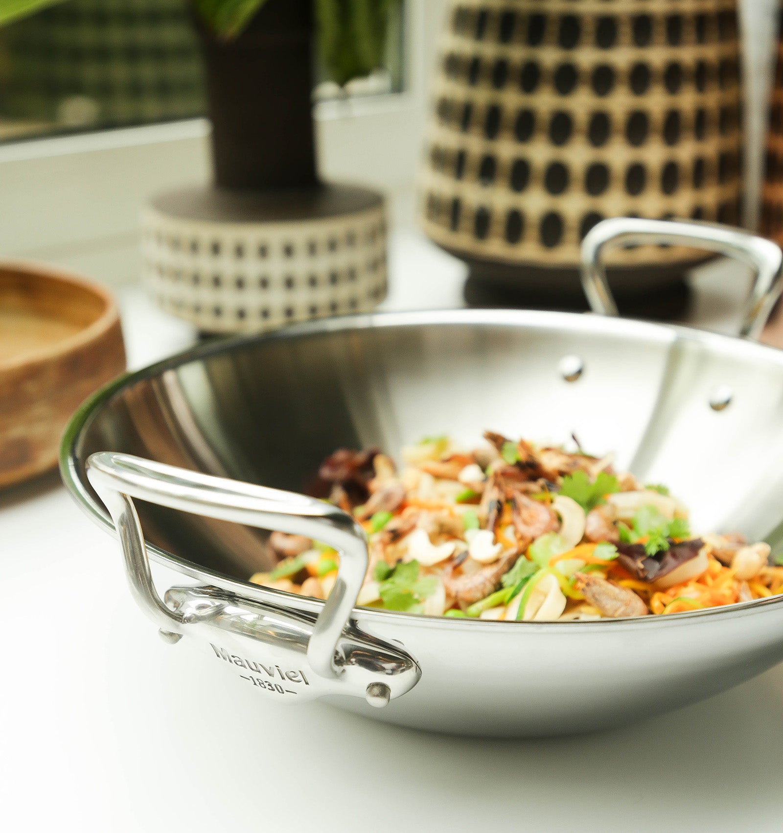 Mauviel M'Cook Stainless Steel Wok with Glass Lid & Cast Handles, 12.6 Inch