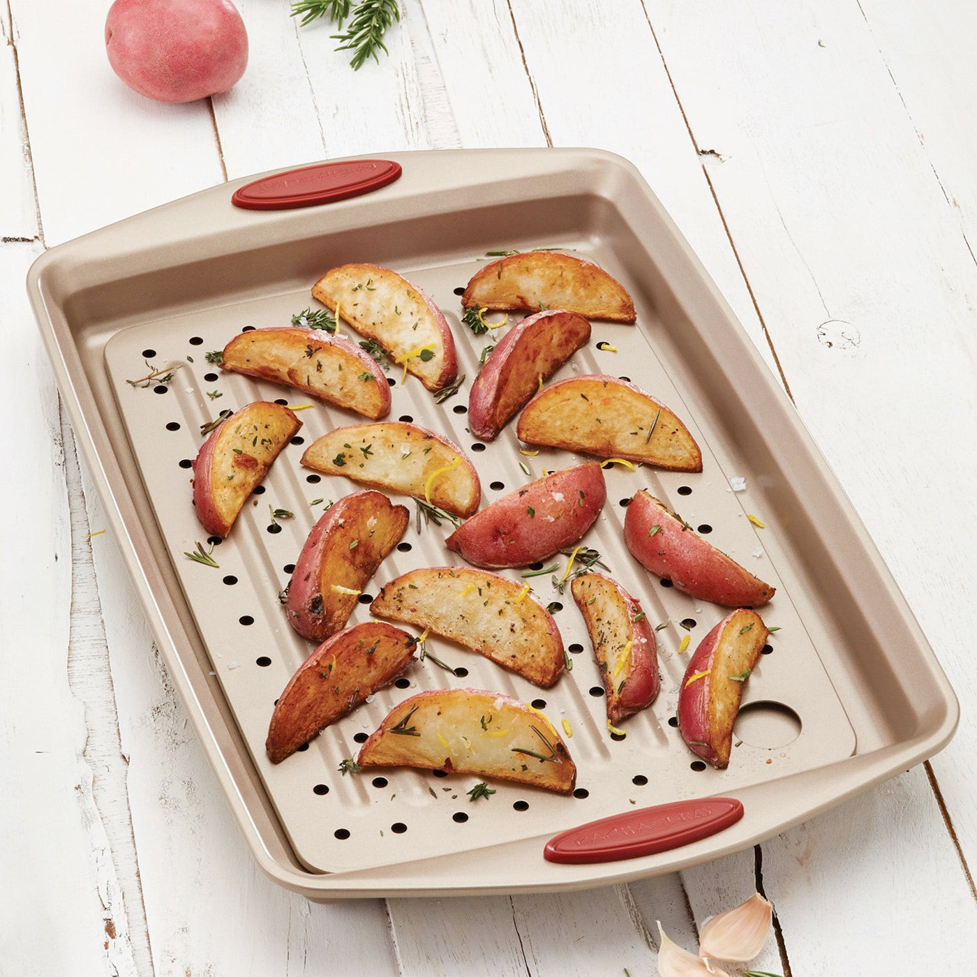 Rachael Ray Cucina 2 Piece Crisper Pan Set, Red Handles