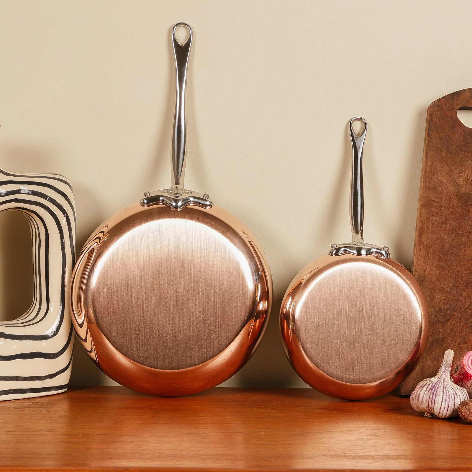 Mauviel M'3 S 3.2-Qt Copper Rondeau With Lid, Cast Stainless Steel Handle