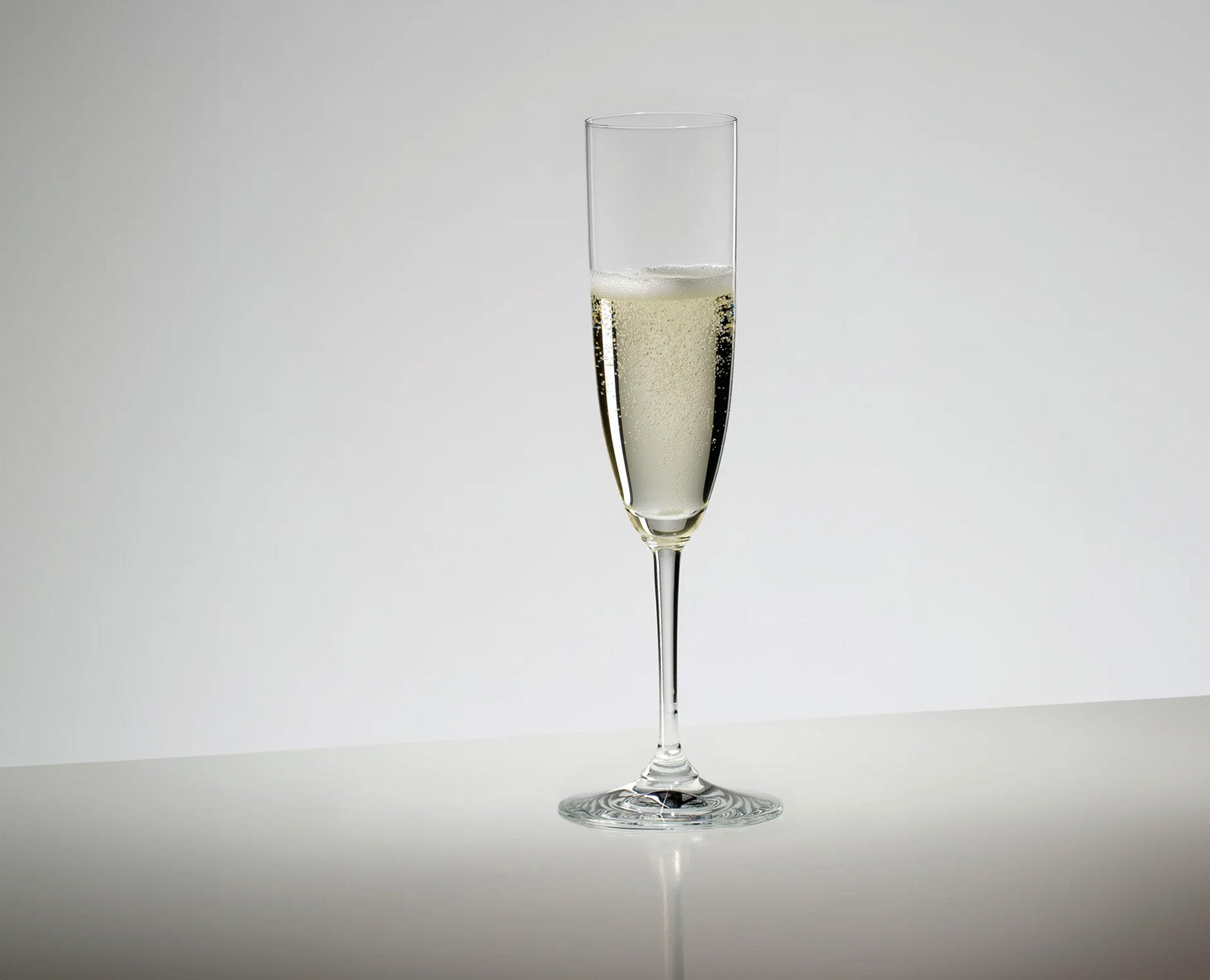 Riedel Vinum Champagne Flute 2 Piece Glass Set with Polishing Cloth