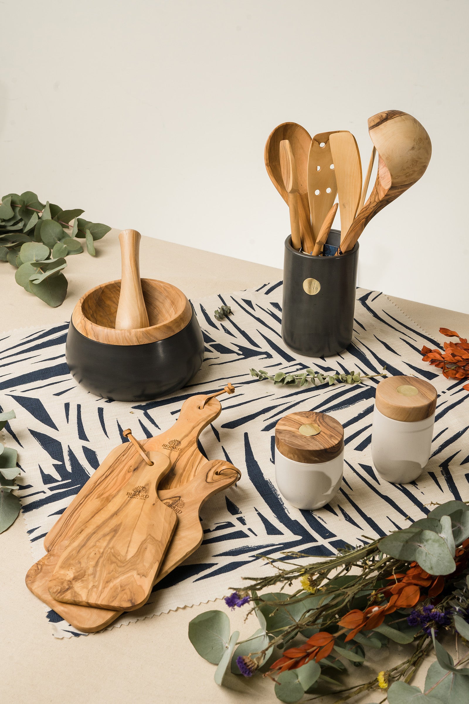 Berard Olivewood Handcrafted 8-Inch Cutting Board with Handle