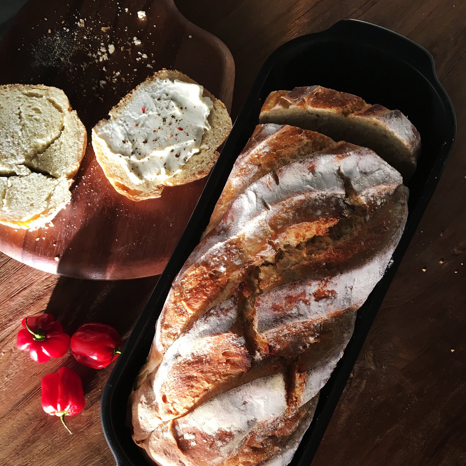 Emile Henry Italian Bread Loaf Baker, Charcoal