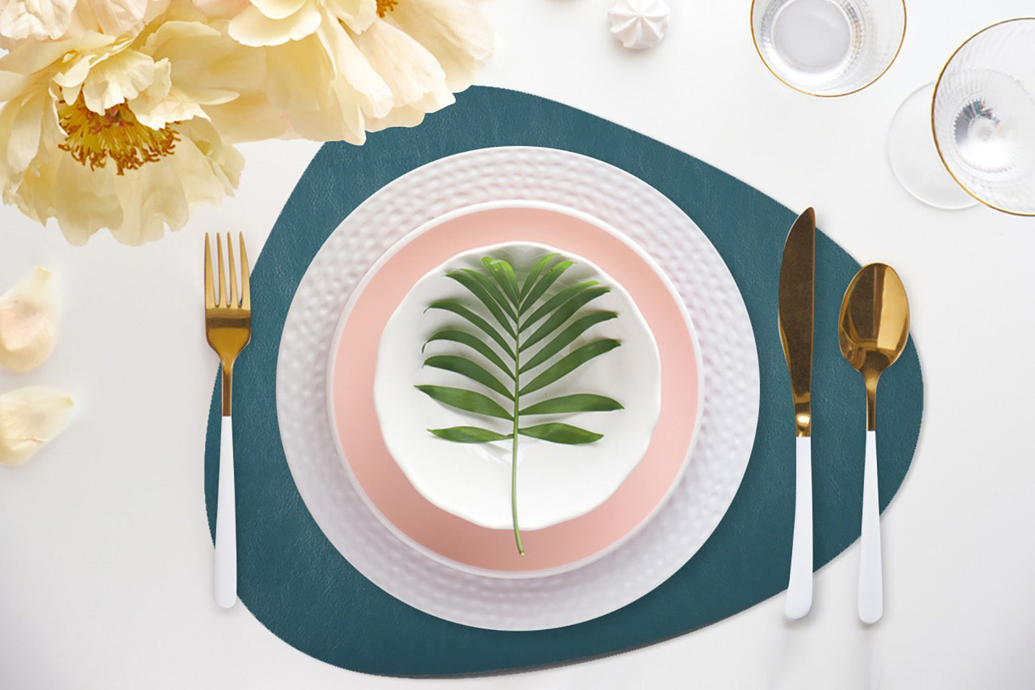 Davanti by Frieling Mattola Placemats, Set of 6, Pine Green
