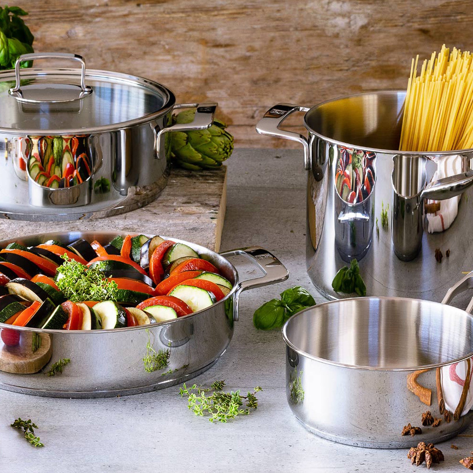 BRA Cookware Signature Stainless Steel Stock Pot w/Glass Lid, 8-Inch, 2.4-Quart