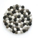 Cilio Fair Trade Virgin Sheep Wool Trivet, Handcrafted in Nepal, 8.5-Inch Round, Light Gray