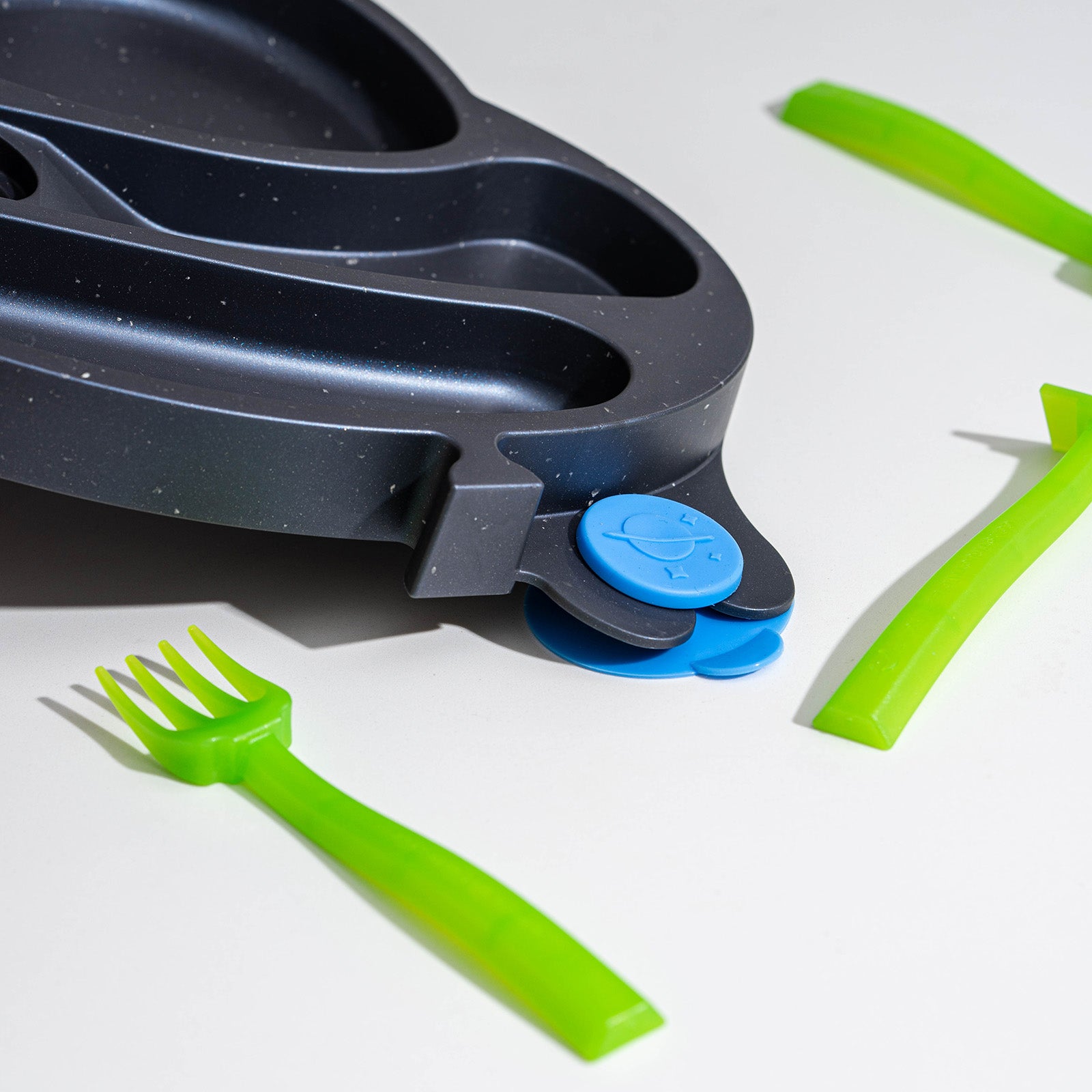 Constructive Eating UFO Theme Divided Suction Training Plate and Utensils for Kids and Toddlers