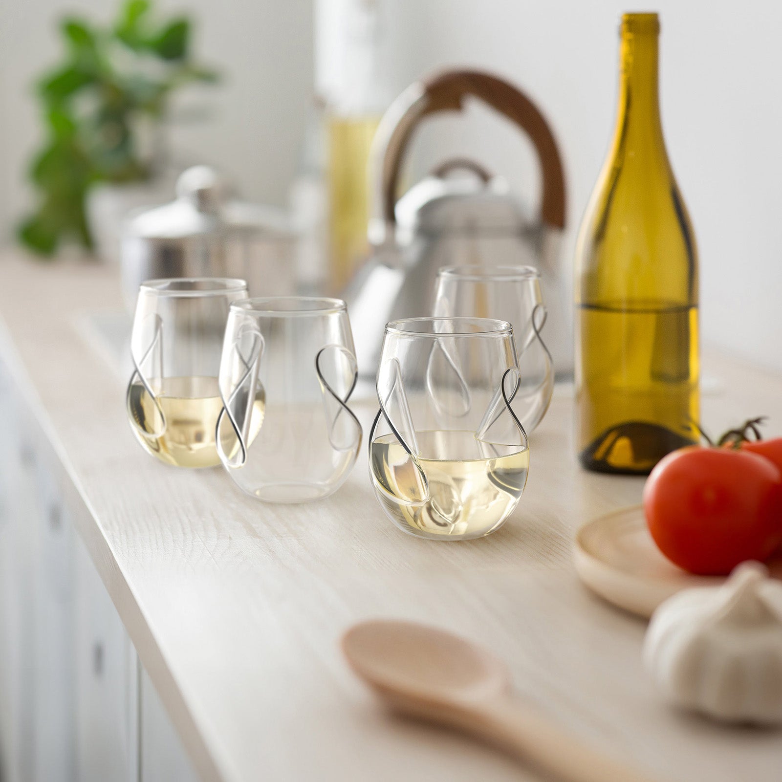 Final Touch Conundrum White Wine Glasses - Set of 4 - 9 oz (266ml)
