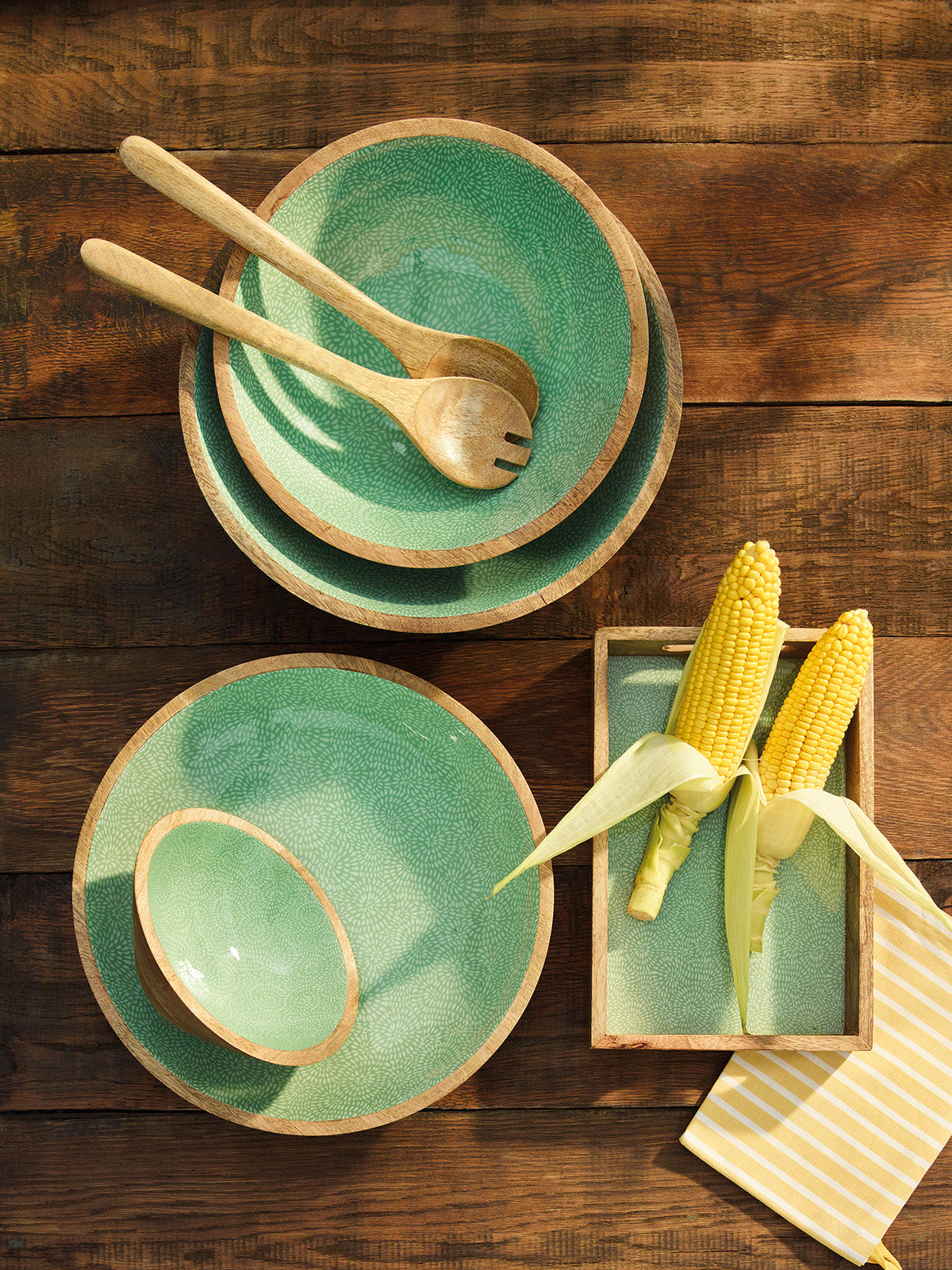 Zassenhaus Mango Wood Lacquered Serving Tray, 12" x 8" x 2", Green