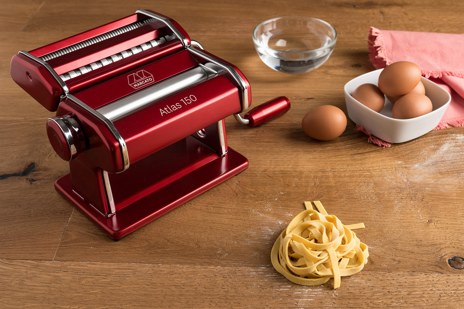 Marcato Atlas 150 Pasta Machine with Cutter, Hand Crank, and Instructions, Made in Italy, Red