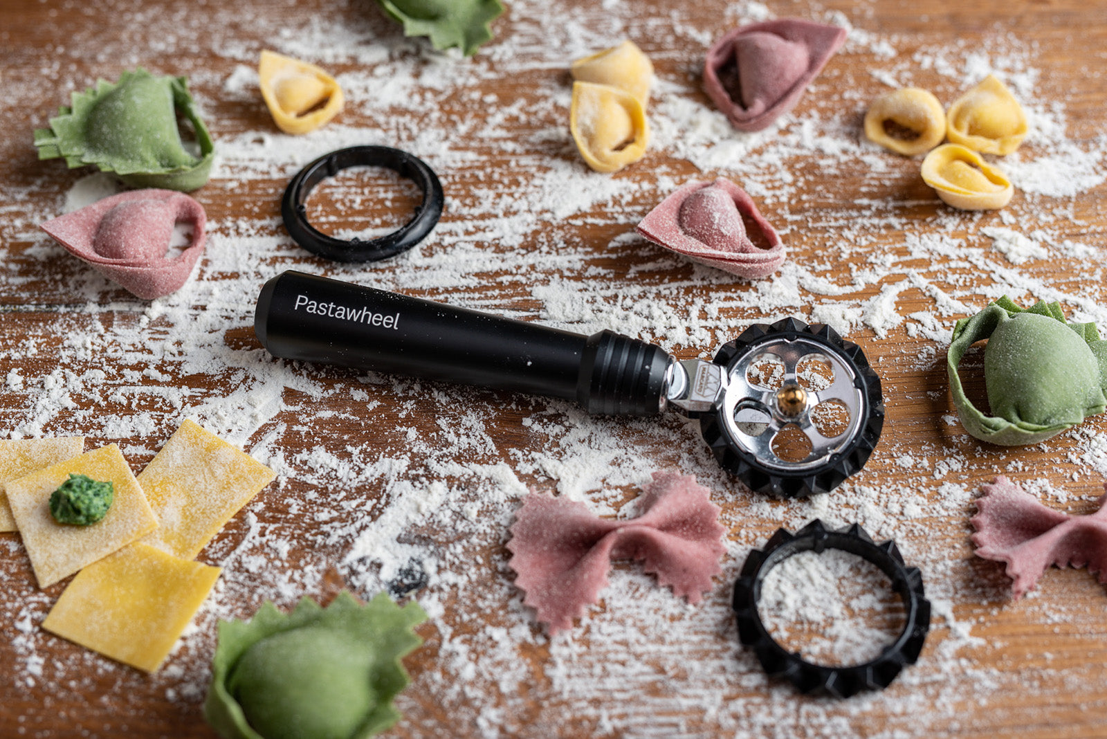 Marcato Design Series Pastawheel Pasta Cutter, Black