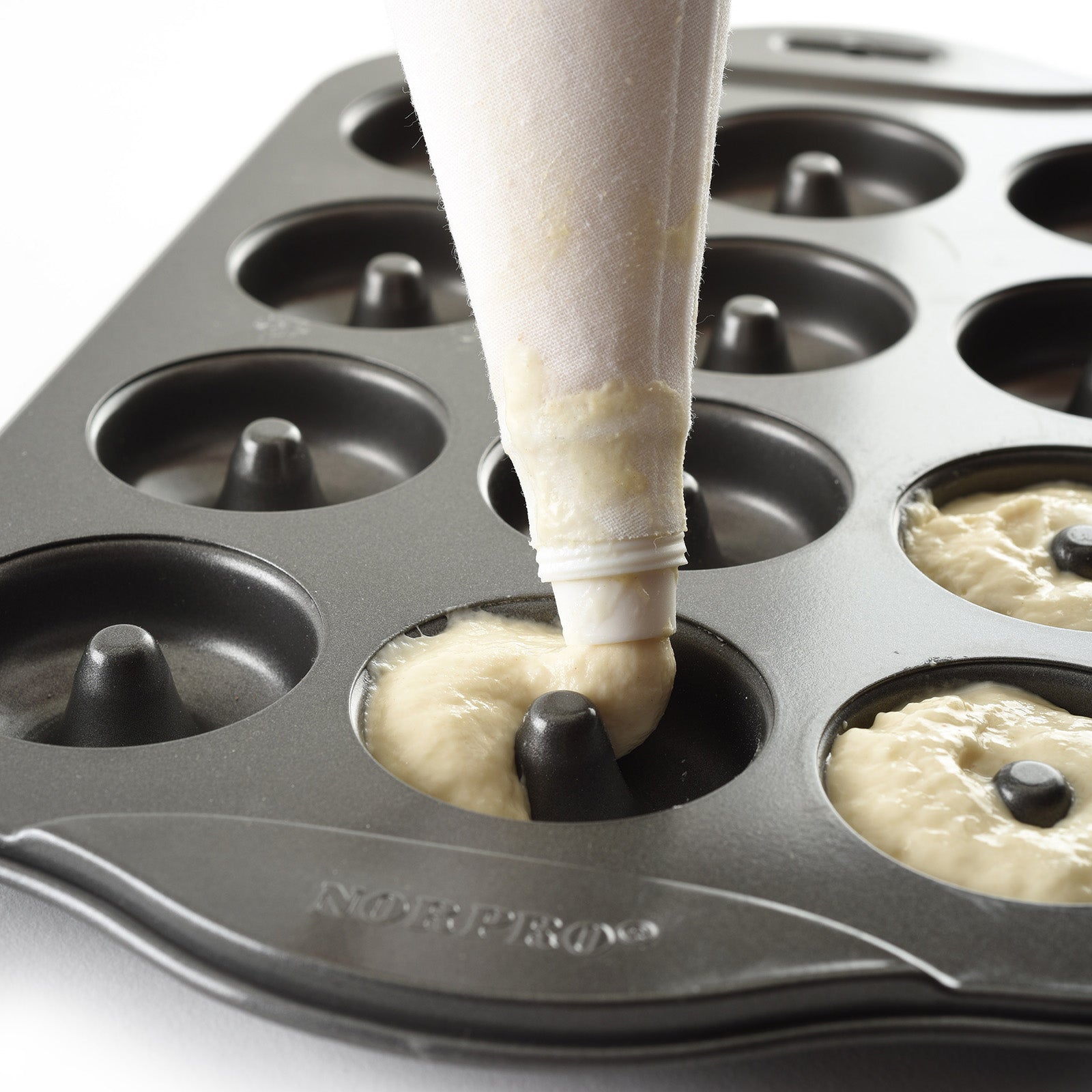 Norpro 8-Piece Cake Decorating Set with Icing Tips & Reusable Bag Kit