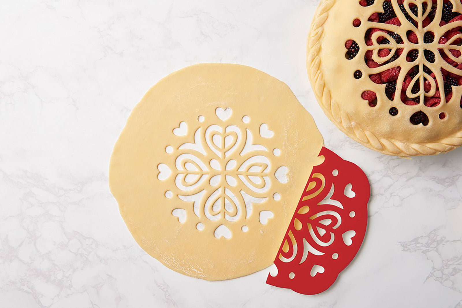 Talisman Designs Pie Top Cutter for 10 inch Pies, Hearts, Red