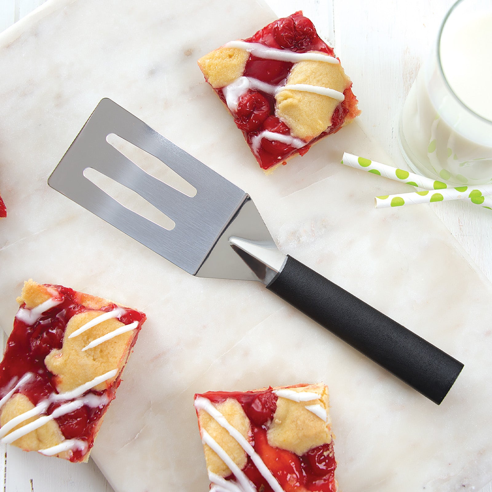 Rada Cutlery 3.375-Inch Slotted Turner Spatula, Black Handle