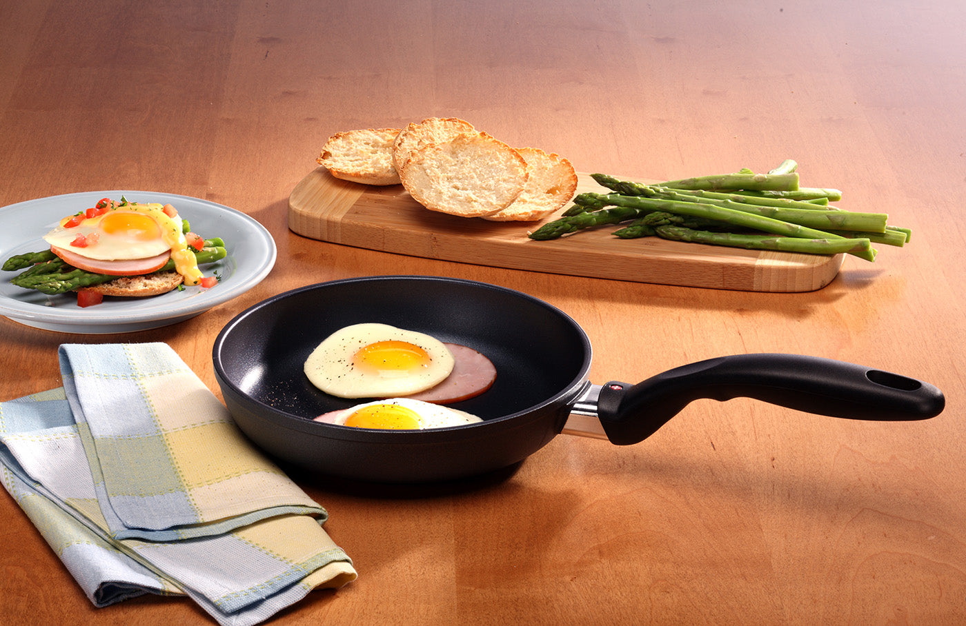 Swiss Diamond 8 Inch Fry Pan with Lid