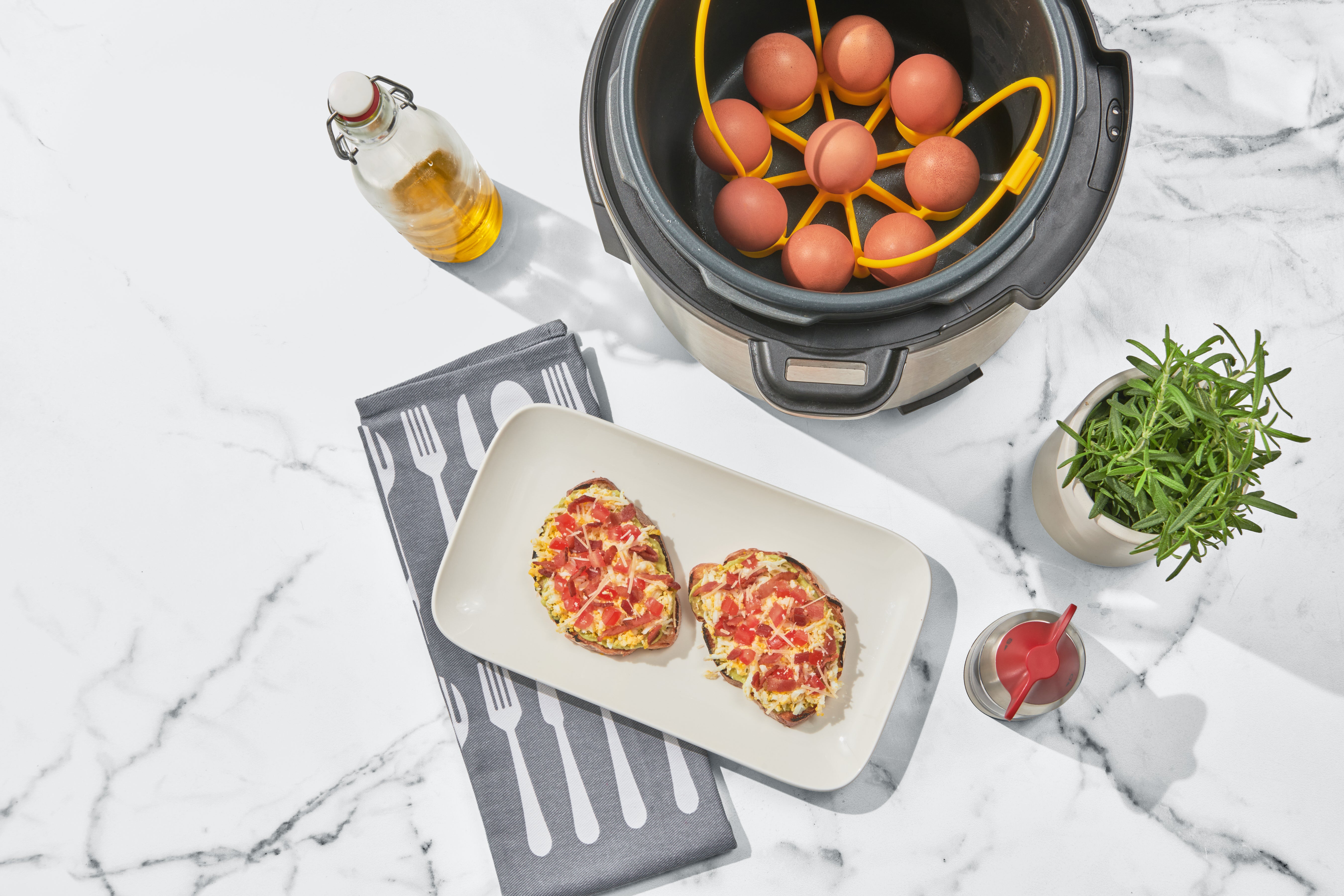 Cuisipro Silicone Egg Rack, Yellow