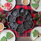 Lodge Cast Iron Holiday Wreath Pan